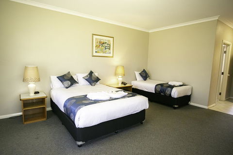 Esplanade Hotel Busselton - Broome Tourism 3