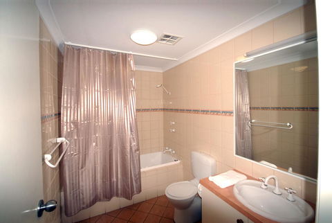 Esplanade Hotel Busselton - Broome Tourism 44