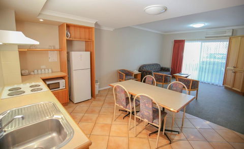 Esplanade Hotel Busselton - Broome Tourism 14