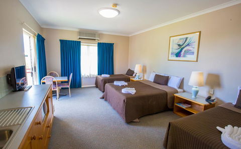 Esplanade Hotel Busselton - Broome Tourism 23