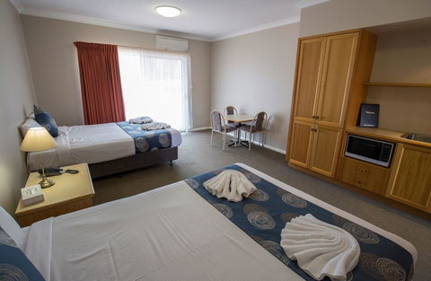 Esplanade Hotel Busselton - Broome Tourism 18