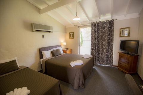 Esplanade Hotel Busselton - Broome Tourism 40