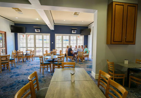Esplanade Hotel Busselton - Broome Tourism 7
