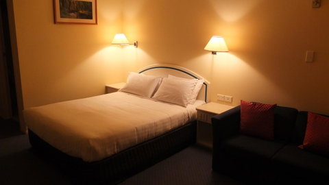 Comfort Inn Devonport - Broome Tourism 37