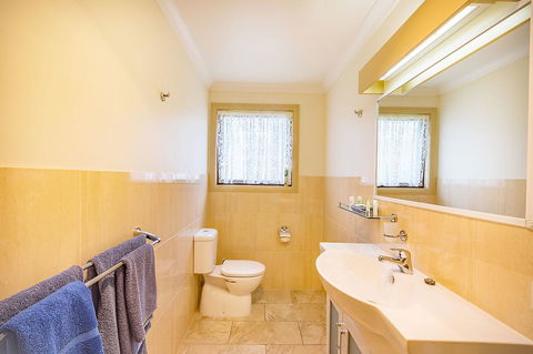 Queechy Motel - Broome Tourism 37