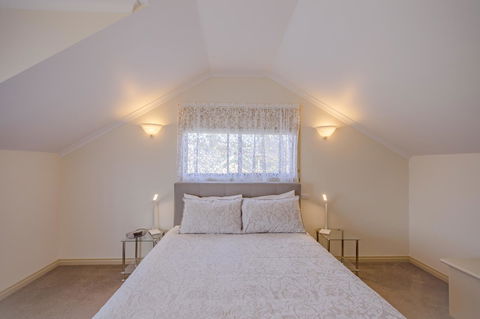 Queechy Motel - Broome Tourism 25