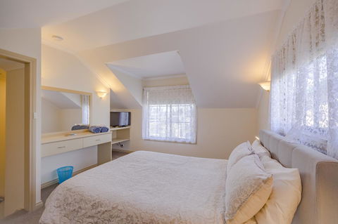 Queechy Motel - Broome Tourism 24