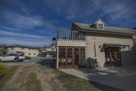 Queechy Motel - Broome Tourism 11