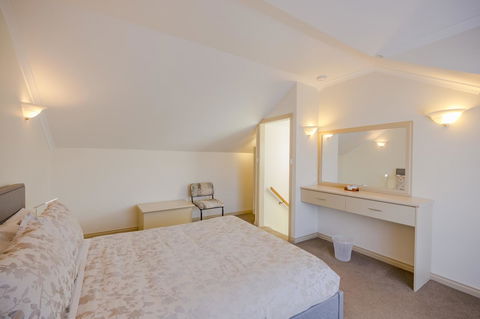 Queechy Motel - Broome Tourism 14