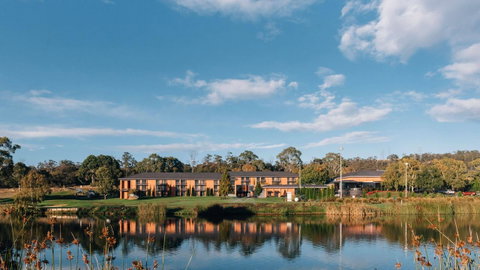 Country Club Tasmania - Broome Tourism 6
