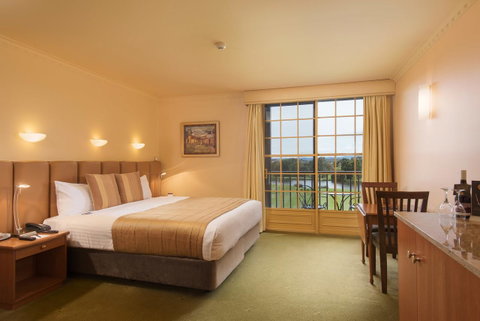 Country Club Tasmania - Broome Tourism 29