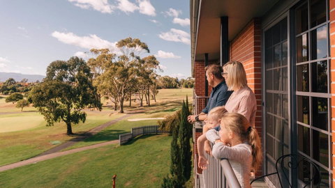 Country Club Tasmania - Broome Tourism 26