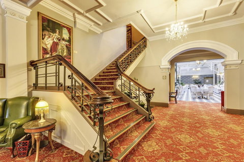 Hadley\'s Orient Hotel - Broome Tourism 11