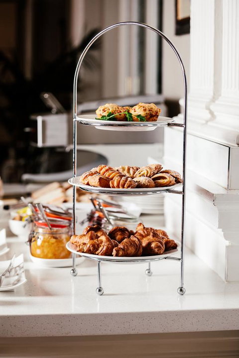 Hadley\'s Orient Hotel - Broome Tourism 9