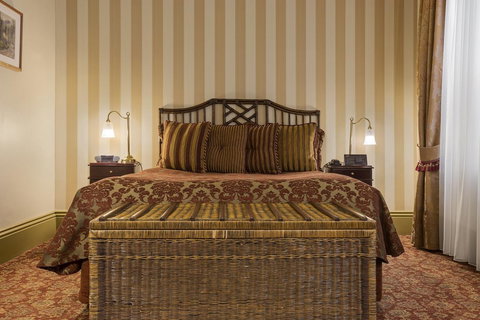 Hadley\'s Orient Hotel - Broome Tourism 30