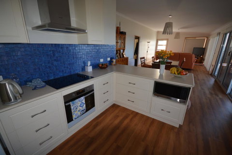 Seascape Beach House - Broome Tourism 2