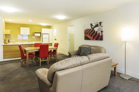 The Old Woolstore Apartment Hotel - Broome Tourism 19