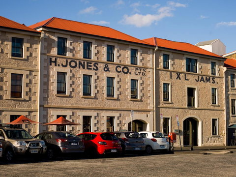 The Henry Jones Art Hotel - Broome Tourism 5