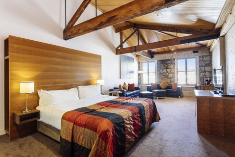 The Henry Jones Art Hotel - Broome Tourism 6