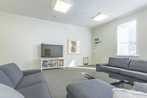 4 Bedroom House - Hobart CBD - Free Parking - Free WIFI - Broome Tourism 20