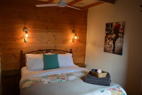 The Dragonfly Inn - Broome Tourism 6