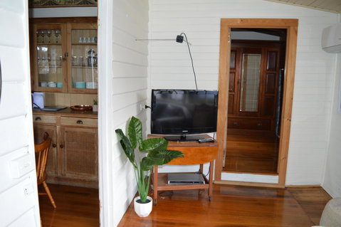 The Dragonfly Inn - Broome Tourism 8