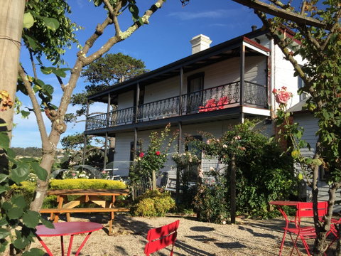 The Dragonfly Inn - Broome Tourism 0
