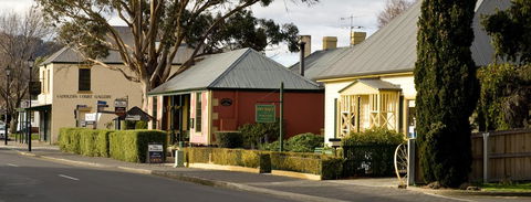 The Richmond Arms Hotel - Broome Tourism 21