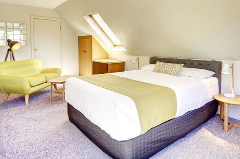 The Richmond Arms Hotel - Broome Tourism 7