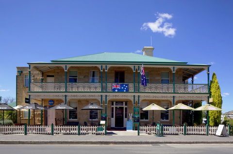 The Richmond Arms Hotel - Broome Tourism 0