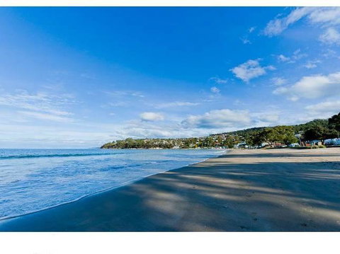 The Ultimate Beach House - Broome Tourism 0