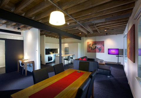 Sullivans Cove Apartments - Broome Tourism 1