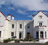 Trinity Hill Apartments - Broome Tourism