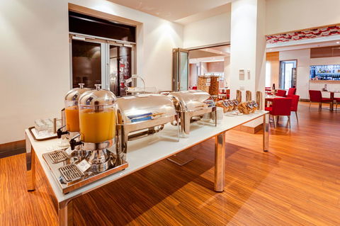 Mantra Charles Hotel - Broome Tourism 18