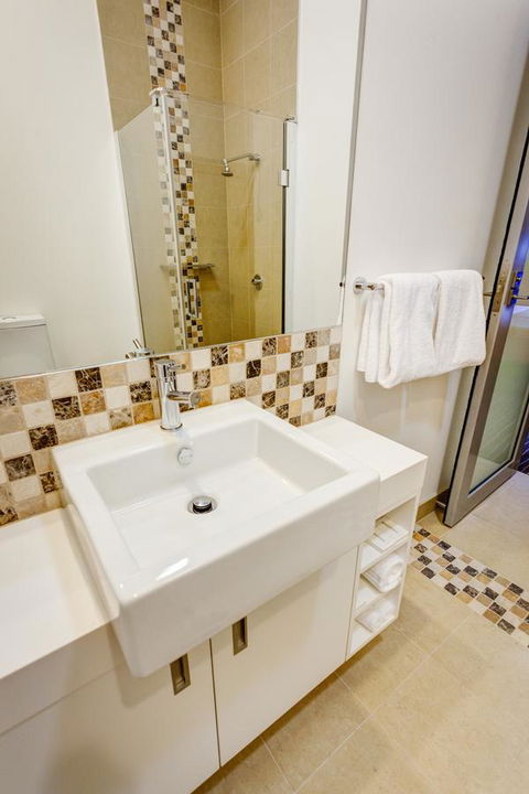 Mantra Charles Hotel - Broome Tourism 36