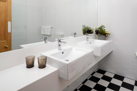Rydges Hobart - Broome Tourism 15