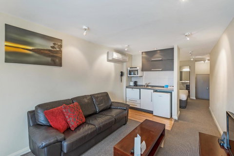 Mantra One Sandy Bay Road - Broome Tourism 30