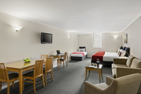 Hobart Waterfront Apartments - Broome Tourism 3