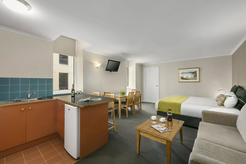 Hobart Waterfront Apartments - Broome Tourism 1