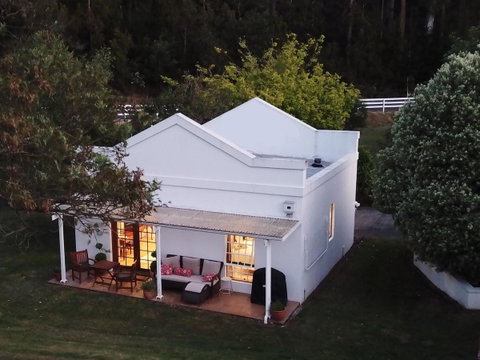 Forth River Cottage - Broome Tourism 3