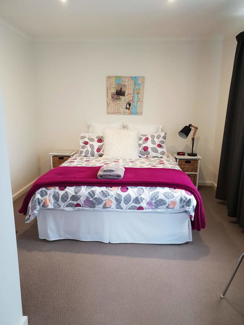 Driftwood-Cottage - Broome Tourism 8
