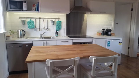 Driftwood-Cottage - Broome Tourism 1