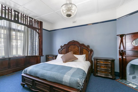 Insomnia On Elizabeth - Broome Tourism 28