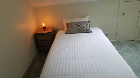 City Townhouse Walking Distance To City - Broome Tourism 7