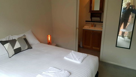 City Townhouse Walking Distance To City - Broome Tourism 3