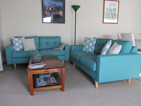 Elm Trees Accommodation @ Ross - Broome Tourism 11
