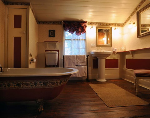 Alice\'s Cottages - Broome Tourism 15