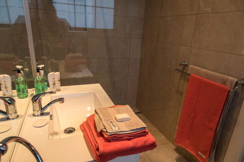 Mountain Blue Guest House - Broome Tourism 14