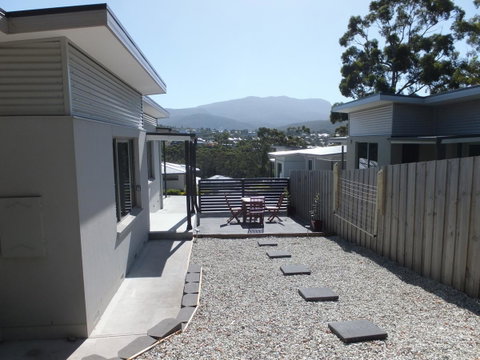Hobart Villa - Broome Tourism 13