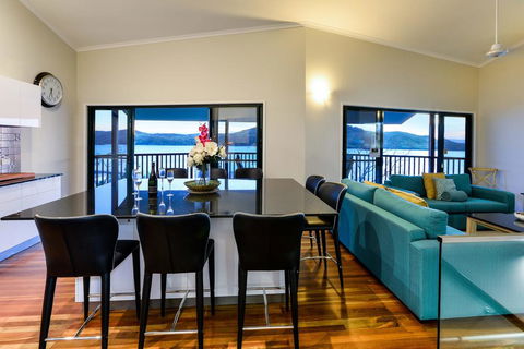 NEWLY BEAUTFULLY RENOVATED 16 The Casuarina - 3 Bedroom House With 180 Degree Ocean Views - Broome Tourism 1